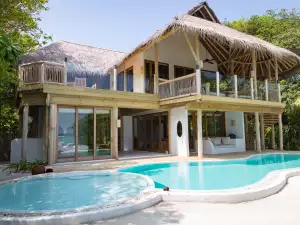 Villa 09 - Beach Retreat with Pool - Three Bedroom