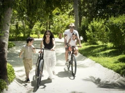 Family Biking Anantara Dhigu