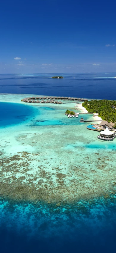 (c)Baros-Maldives_Aerial-View_HR-(2).jpg