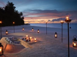 Raffles Maldives Meradhoo Private Dinner at Sunset By the Beach