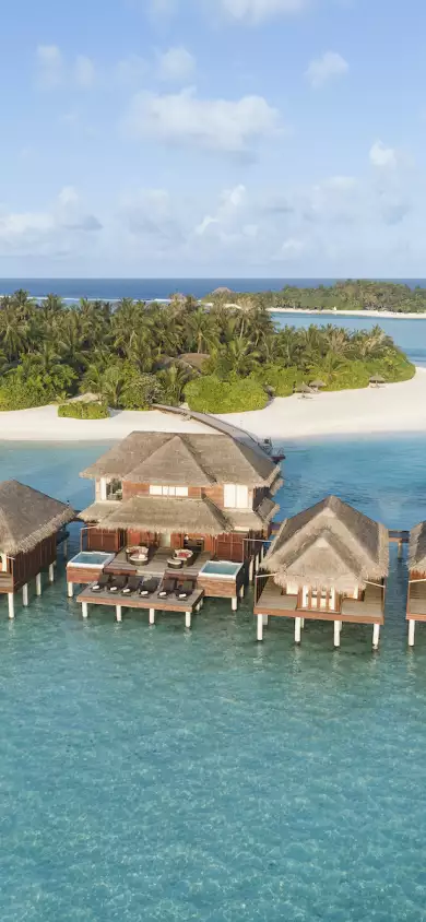 Anantara_Dhigu_Maldives_Resort_Spa_Aerial_Shot.jpg
