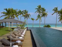 Alila Kothaifaru Maldives - Infinity Pool with Ocean View