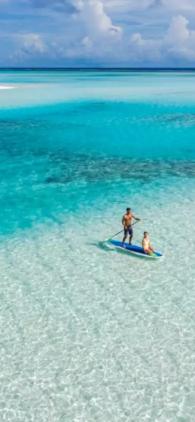 Pullman-Maldives---Couple-Paddle.jpg