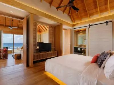 Superior Water Villa With Pool Bedroom Emerald Faarufushi Resort & Spa