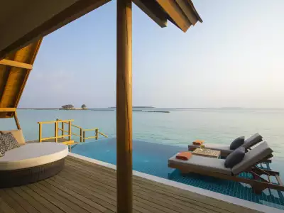 Water Villa With Pool Deck Emerald Faarufushi Resort & Spa