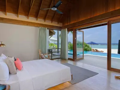 Presidential Beach Villa Bedroom Emerald Faarufushi Resort & Spa