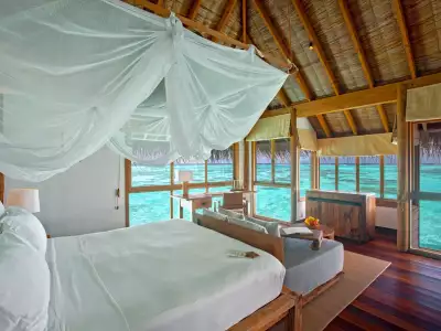 Villa Suite with Pool Bedroom Gili Lankanfushi