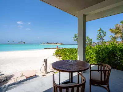 Kuda Villingili Resort Maldives - Beach Villa - Deck
