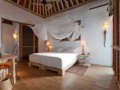 One Bedroom - Crusoe Suite with Pool Interior - Soneva Fushi