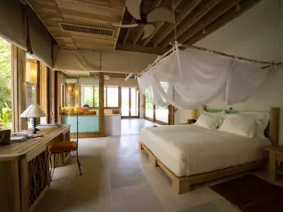 Villa 5 - Three Bedroom Beach Retreat with Pool Bedroom - Soneva Fushi