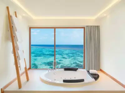 Extreme WOW Ocean Haven With Pool -Two Bedroom Bath W Maldives