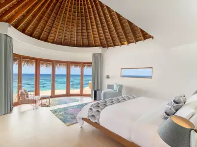 Extreme WOW Ocean Haven With Pool - Two Bedroom Interior W Maldives