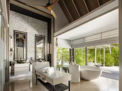 Waldorf Astoria Maldives Ithaafushi Two Bedroom Grand Beach Villa with Pool Bathroom