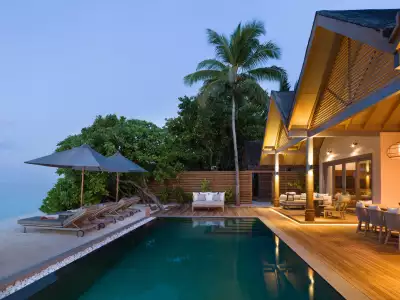 Beach Pool Residence - Four Bedroom - Exterior - Vakkaru Maldives