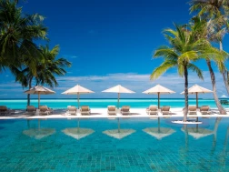 Gili Lankanfushi Swimming Pool