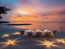 Family Beach Dinner Waldorf Astoria Maldives Ithaafushi